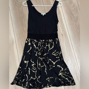 "Velvet Torch" dress - black and gold